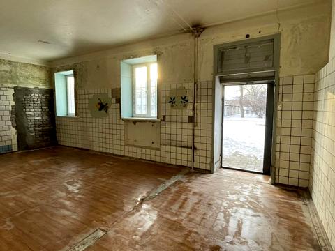 комерційна за адресою Семафорна вул., 5