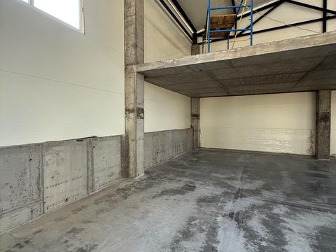 комерційна за адресою Білогородська вул., 45