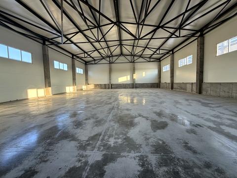 комерційна за адресою Білогородська вул., 45