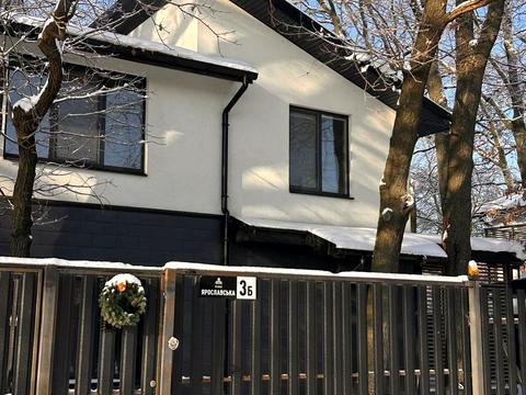 будинок за адресою Балукова вул., (Будинок 11)