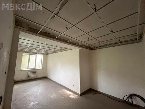 коммерческая по адресу Леси Украинки ул., 5