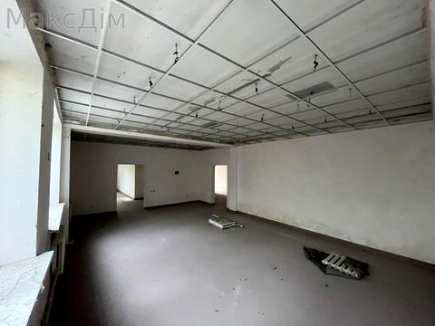 коммерческая по адресу Леси Украинки ул., 5