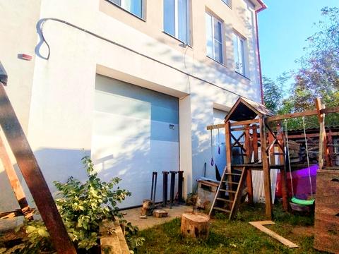 коммерческая по адресу Академика Сахарова ул., 5а