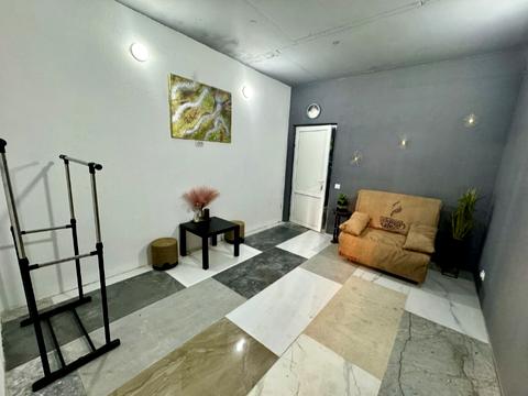 комерційна за адресою Прорізна вул., 13