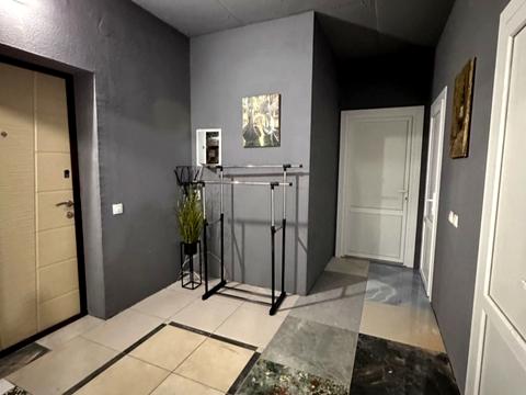 комерційна за адресою Прорізна вул., 13