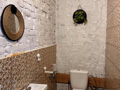 комерційна за адресою Прорізна вул., 13