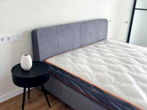 квартира за адресою Олександра Олеся вул., 10