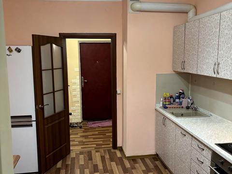 квартира за адресою Бориса Гмирі вул., 10/40