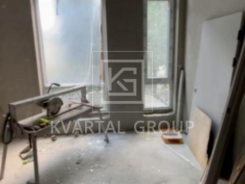 комерційна за адресою Садова вул., 33