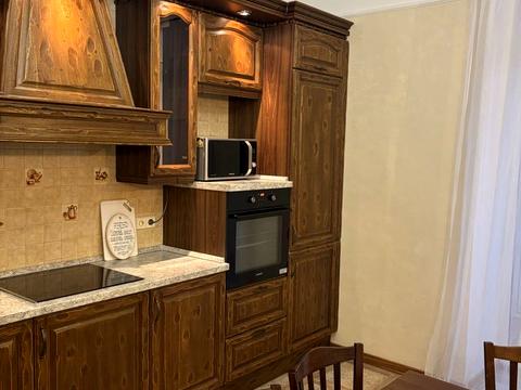 квартира за адресою Почайнинська вул., 70