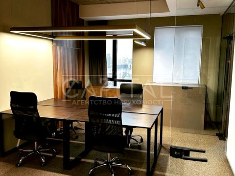 коммерческая по адресу Антоновича ул. (Горького), 44