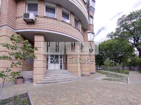 комерційна за адресою Клінічна вул., 23/25