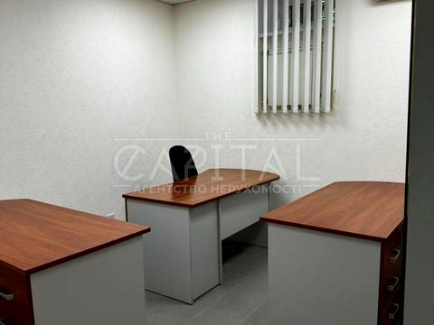 комерційна за адресою Івана Мар'яненка пров., 14