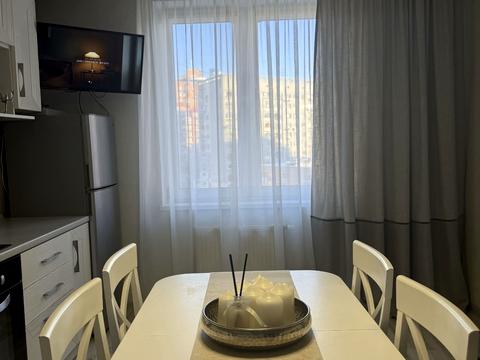 квартира по адресу Вячеслава Черновола ул., 27