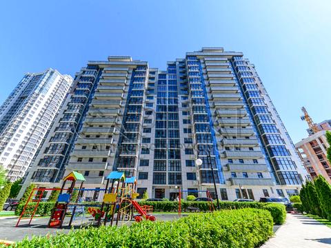 комерційна за адресою Андрія Верхогляда вул. (Михайла Драгомирова), 15-Б