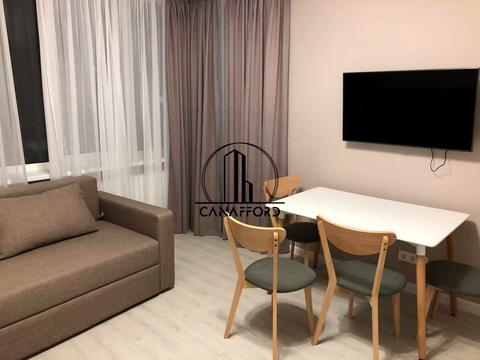 квартира за адресою Олександра Олеся вул., 4