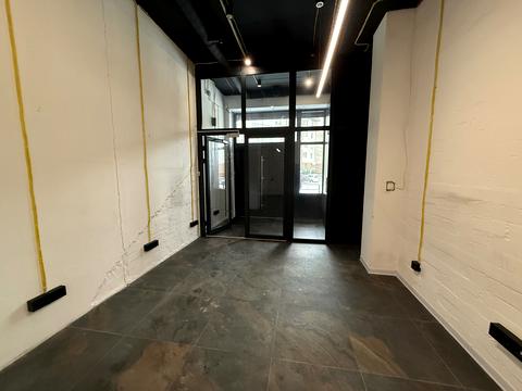 комерційна за адресою с. Петропавлівська борщагівка, Львівська вул., 1-А