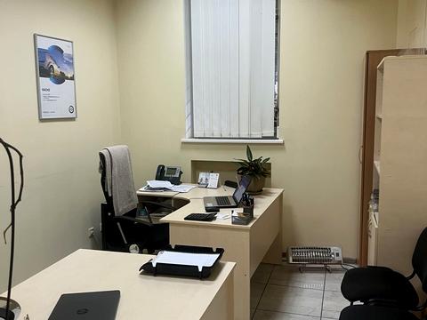 комерційна за адресою 93-ї Холодноярської Бригади вул., 3