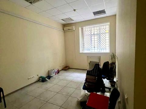 комерційна за адресою 93-ї Холодноярської Бригади вул., 3