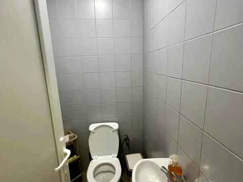 комерційна за адресою 93-ї Холодноярської Бригади вул., 3