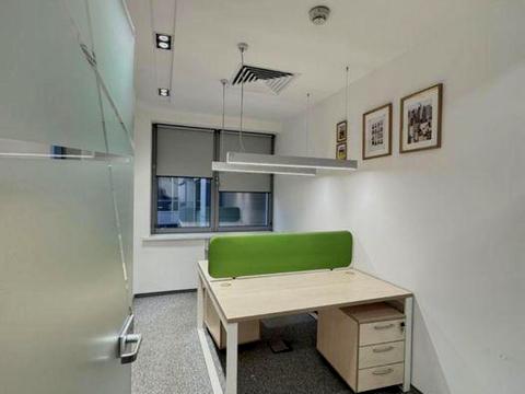 комерційна за адресою Київ, Спортивна пл., 3