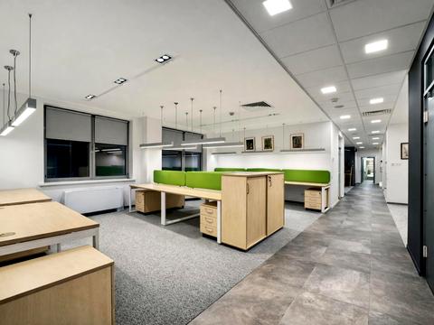 комерційна за адресою Київ, Спортивна пл., 3