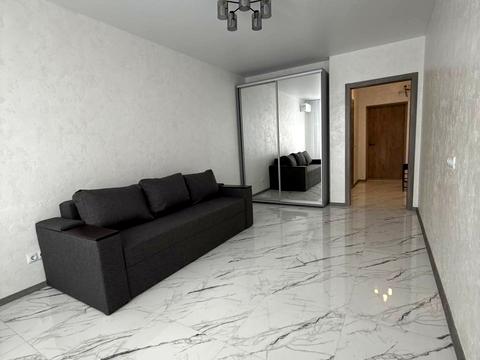 квартира за адресою Київ, Академіка Заболотного вул., 1-Б