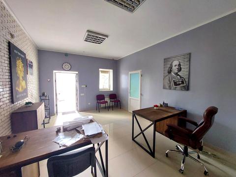 комерційна за адресою Калуська, 3а