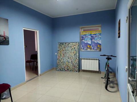 комерційна за адресою Калуська, 3а