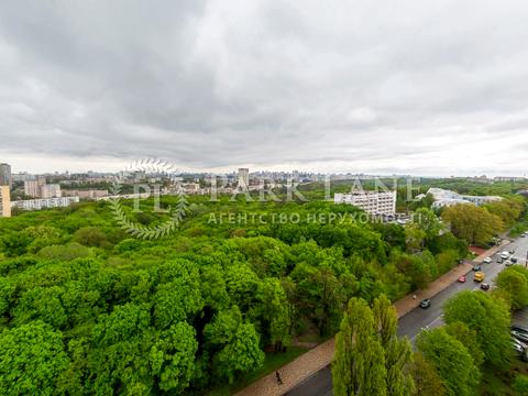 квартира за адресою Героїв Оборони вул., 10-А