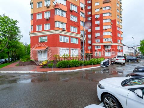 квартира за адресою Героїв Оборони вул., 10-А