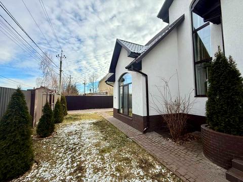 будинок за адресою Озерна