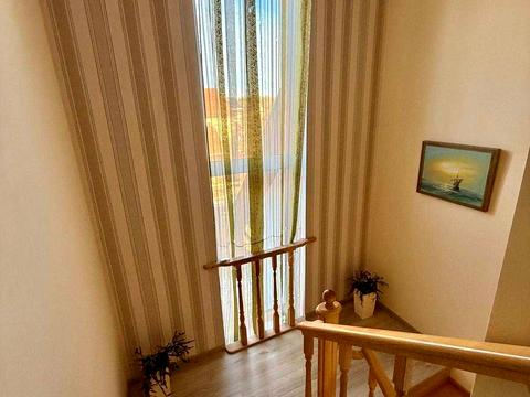 будинок за адресою Озерна