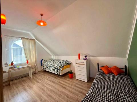 будинок за адресою Озерна