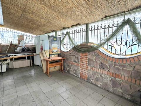 комерційна за адресою смт. Іванків, Розважівська, 888