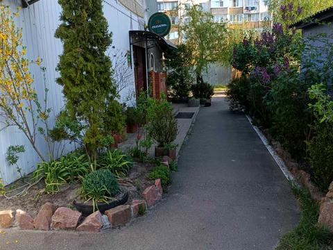 комерційна за адресою смт. Іванків, Розважівська, 888