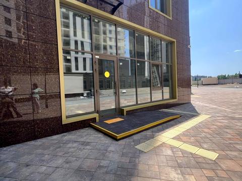 комерційна за адресою Краснова вул., (66 перлина)