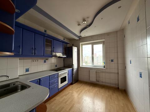 квартира за адресою Зої Гайдай вул., 2