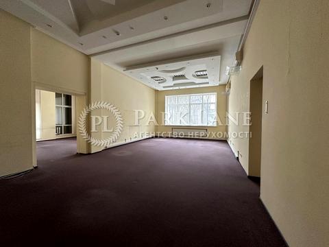 комерційна за адресою Олександра Кониського вул., 28А-30А