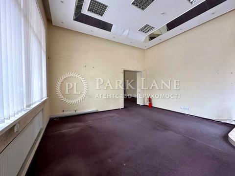 комерційна за адресою Олександра Кониського вул., 28А-30А