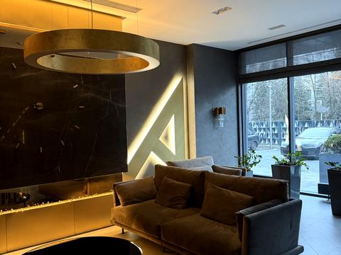 комерційна за адресою Січових Стрільців вул. (Артема), 44-А