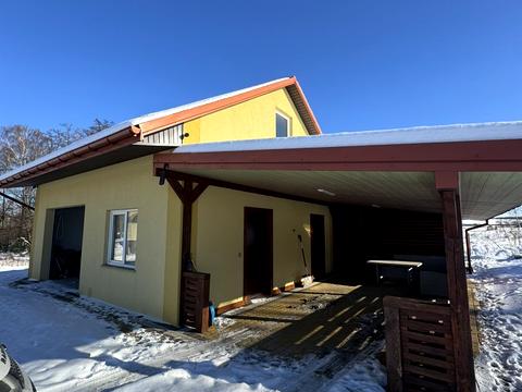 будинок за адресою Центральна