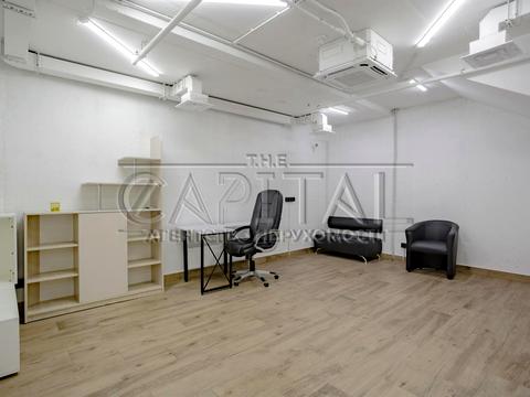 коммерческая по адресу Днепровская набережная ул., 18-Б