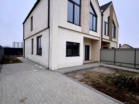 будинок за адресою Молодіжна вул., 24