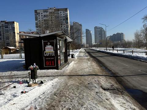 комерційна за адресою Приозерна вул., 6/8