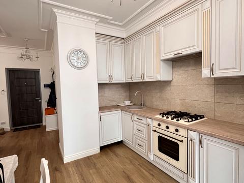 квартира за адресою Залізнична вул., 9