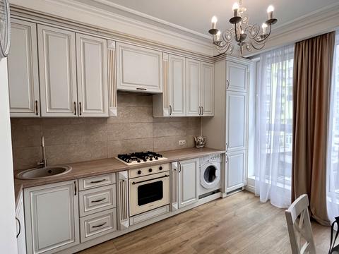 квартира за адресою Залізнична вул., 9