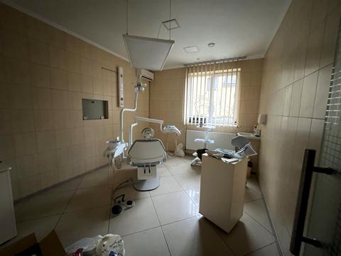 будинок за адресою Братів Дужих вул. (Володимира Комарова), 35а