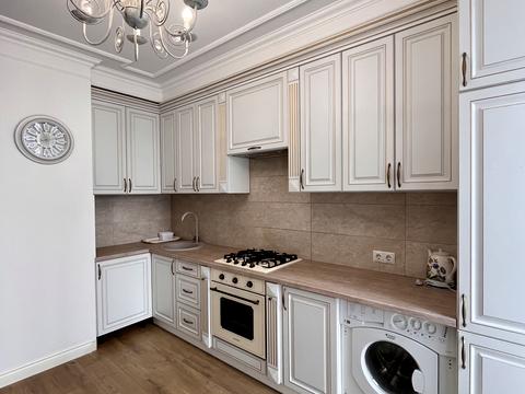 квартира за адресою Залізнична вул., 9