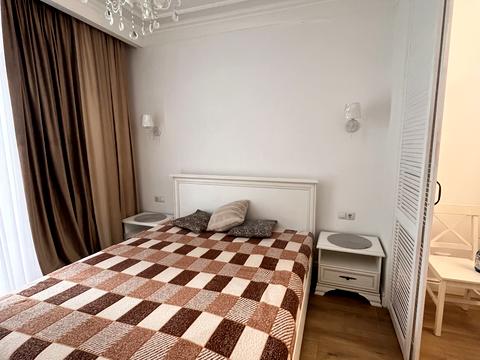 квартира за адресою Залізнична вул., 9